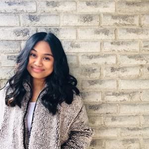 Meet your Posher, Angelika